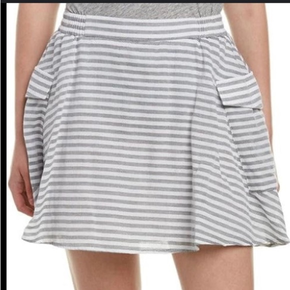 BCBGeneration Women's
Cargo A-Line Skirt Gray and White Stripped Size Small - Picture 1 of 7